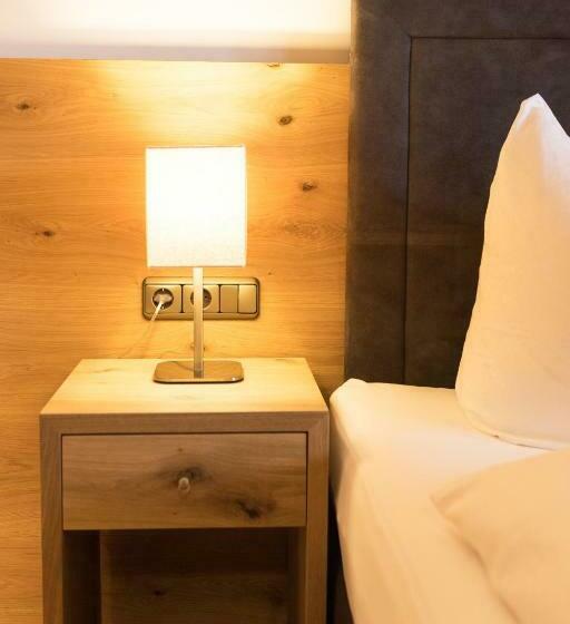 Полулюкс, Aparthotel Acksteiner