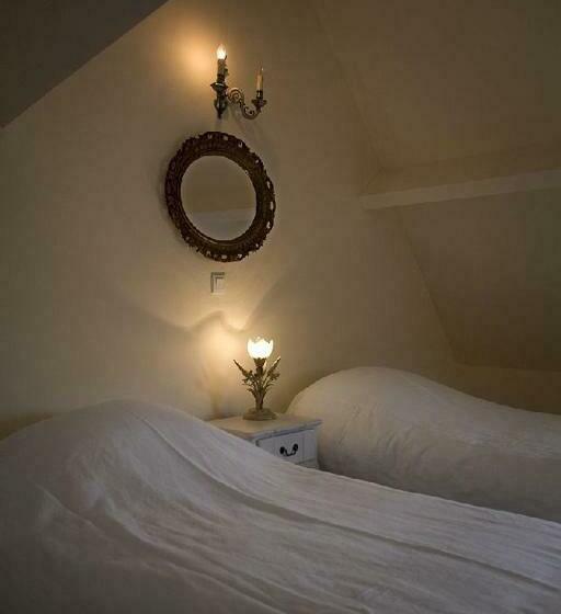 Номер Стандарт, Auberge 's Gravenhof