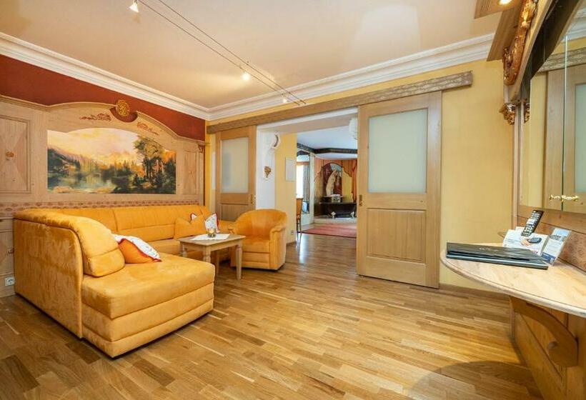 Люкс, Schlosshotel Lacknerhof