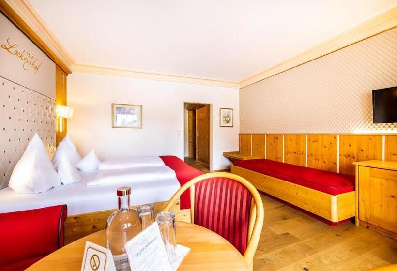 Семейный Номер Superior, Schlosshotel Lacknerhof