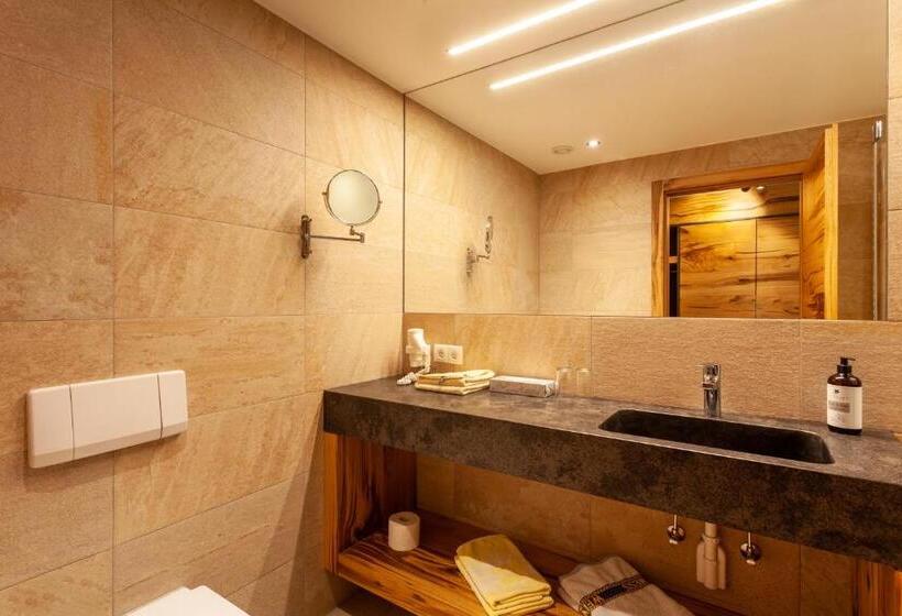 Номер Стандарт Вид на Горы, Sporthotel Bachmann