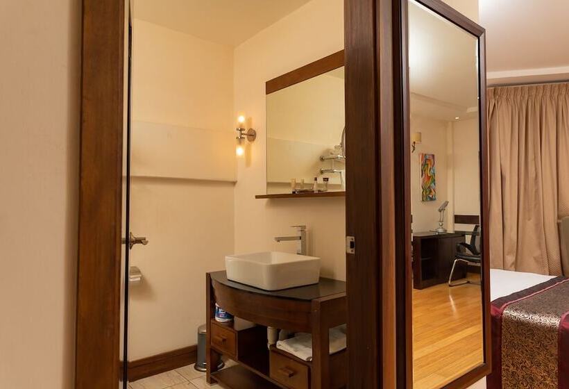 اتاق استاندارد, Herdmanston Lodge