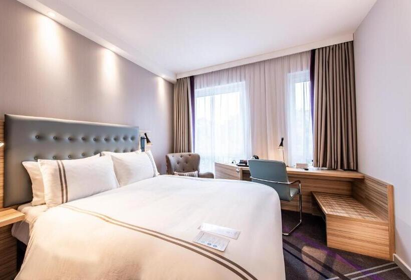 Номер Стандарт Адаптированный для Инвалидов, Premier Inn Hannover City University