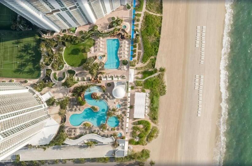 Дом 1 Спальня, Private Ocean Condos At Trump Sunny Isles
