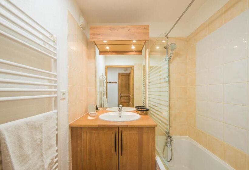 2 Bedroom Premium Apartment, Residence Club Mmv Le Hameau Des Airelles
