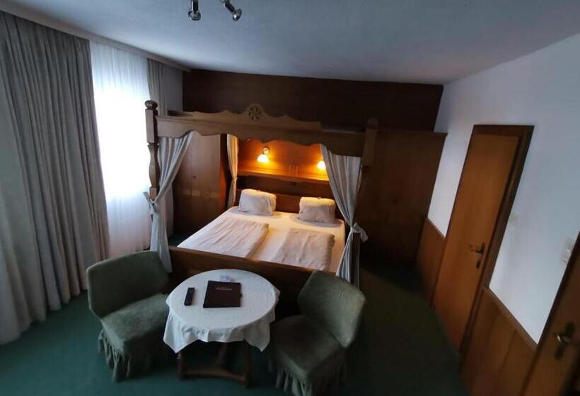 디럭스 룸, Landgasthof Stranachwirt