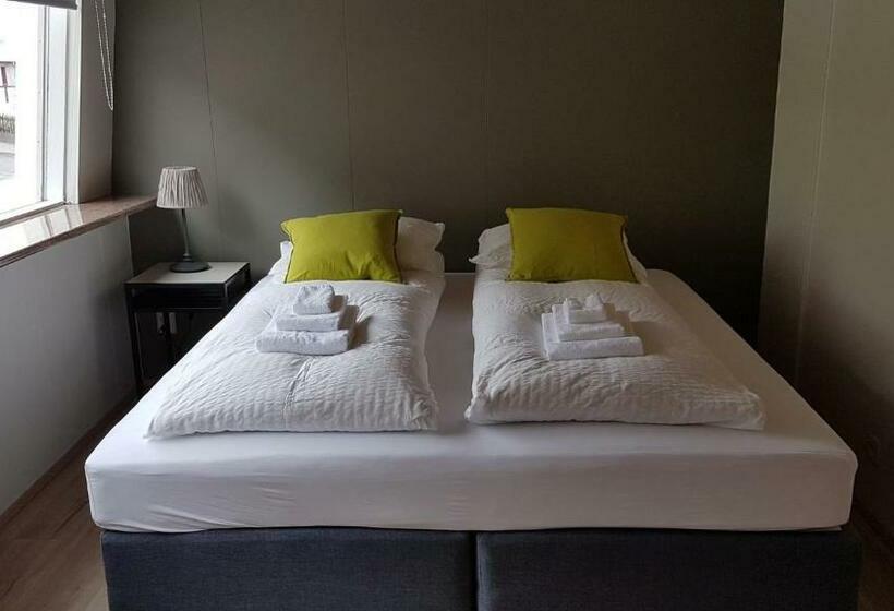اتاق استاندارد با سرویس بهداشتی مشترک, Harbour Inn  Guesthouse