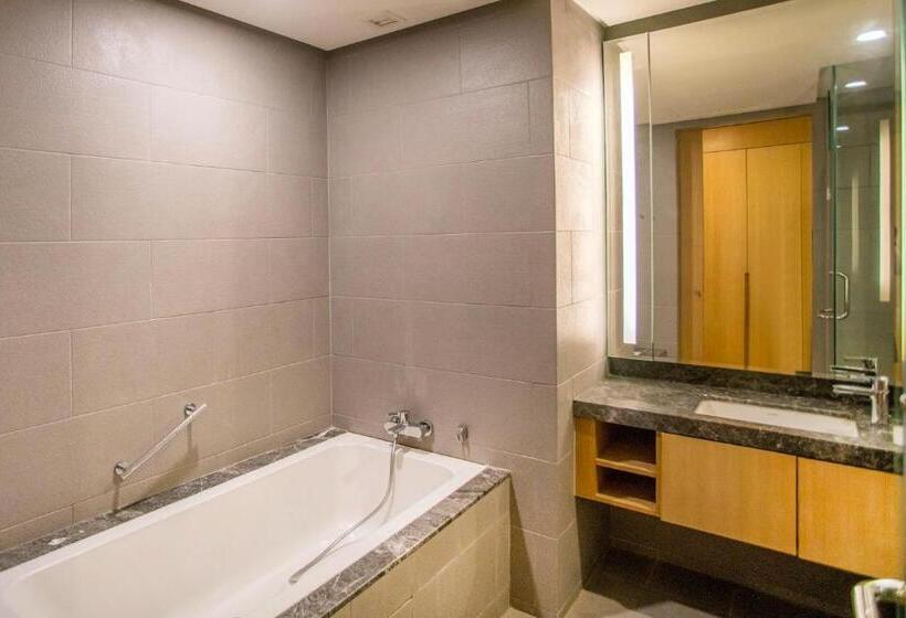 استودیوی لوکس, 188 Suites Klcc