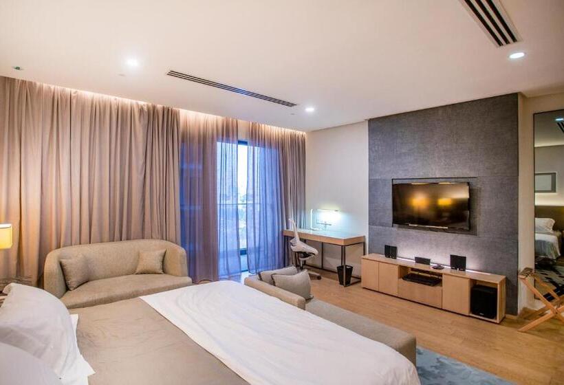 استودیوی استاندارد, 188 Suites Klcc