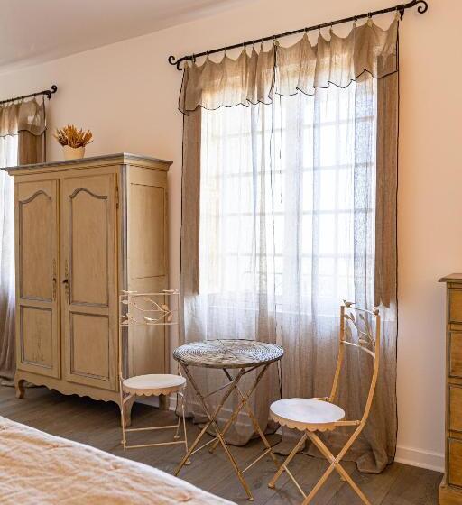 Номер Стандарт Трехместный, Maison Bournissac