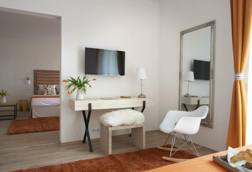 디럭스 패밀리 룸, Villa Millennium