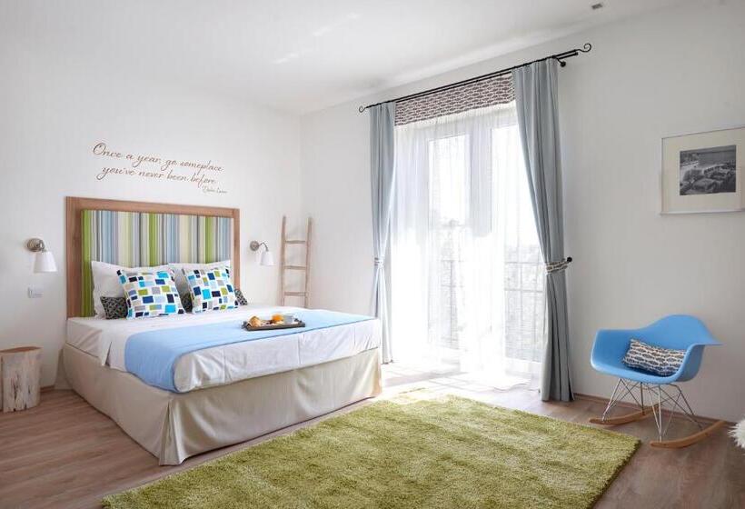 Номер Deluxe Вид на Озеро, Villa Millennium