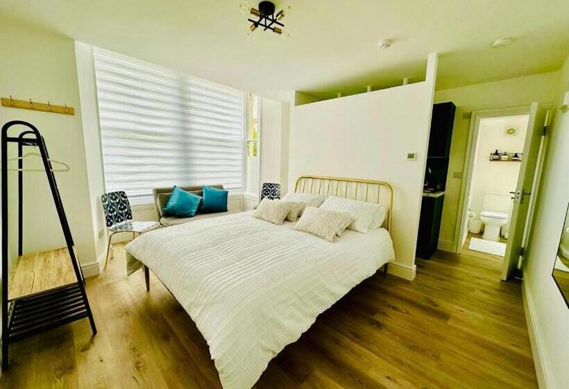 Студия Стандарт, Finsbury Park Studios