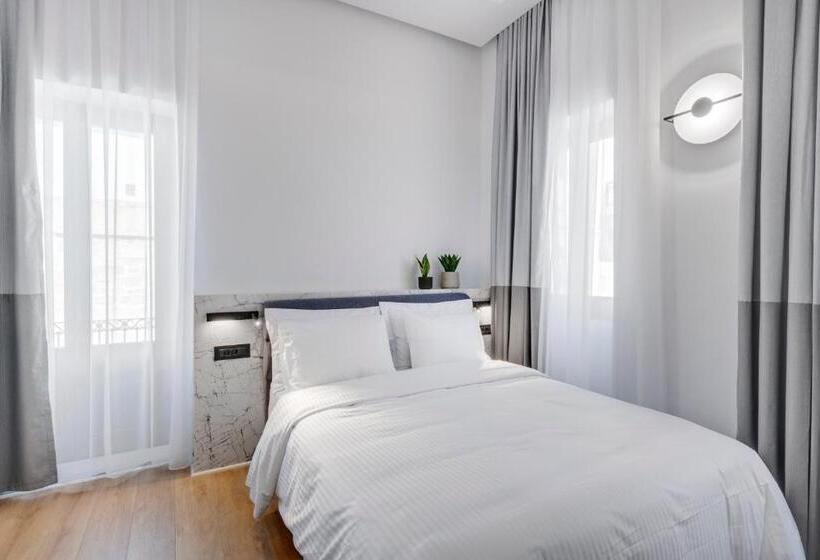 Номер Стандарт с Балконом, Times Elegant Rooms