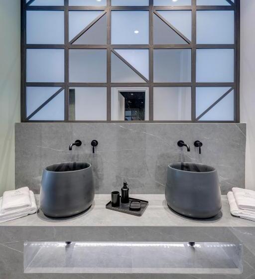 Трехместный Номер Deluxe, Times Elegant Rooms