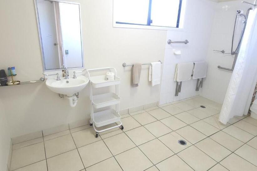 Номер Стандарт Адаптированный для Инвалидов, Charters Towers Motel