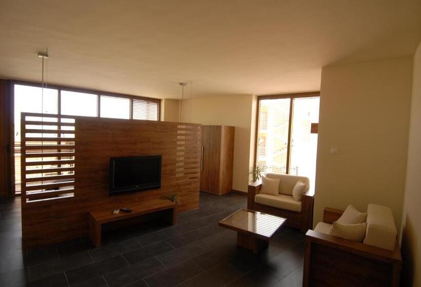 Standard Studio mit Balkon und Meerblick, Design Hotel Logatero
