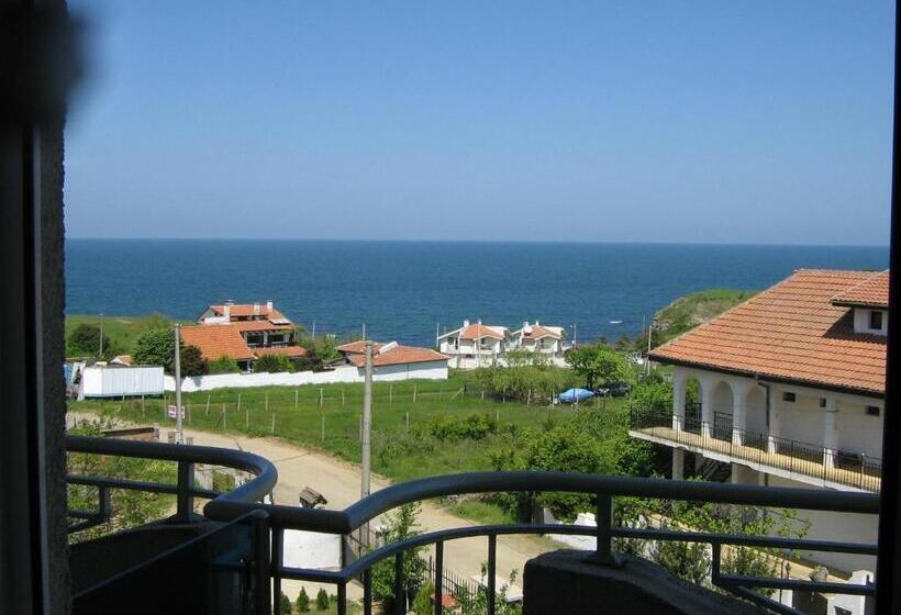 Номер Стандарт Вид на Море, Family Hotel Atlas