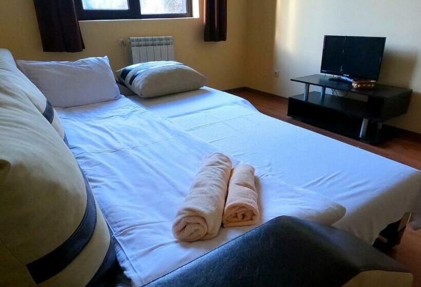스위트, Rusaliite Adventure House