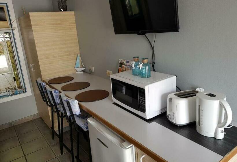 스탠다드 룸, Limassol Motel