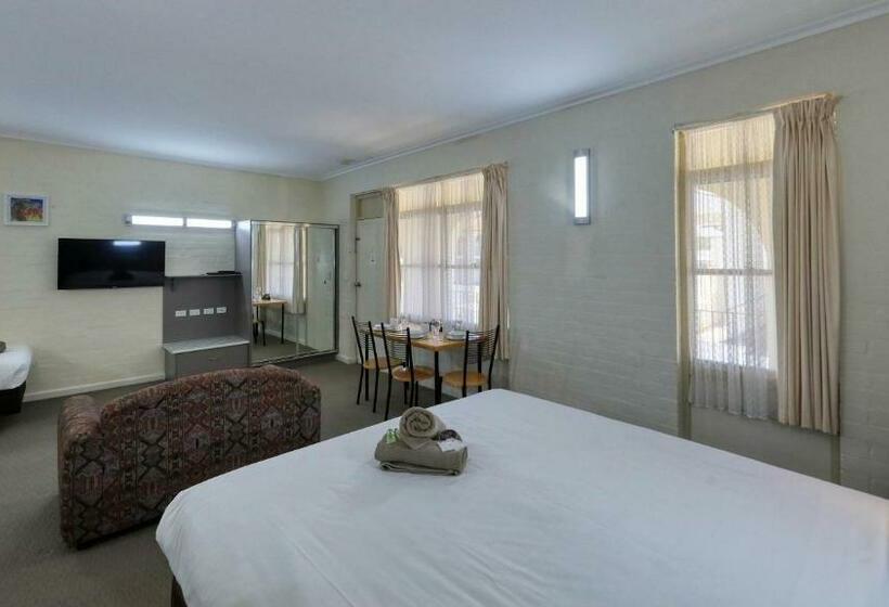 스탠다드 룸, Bishops Lodge Narrandera