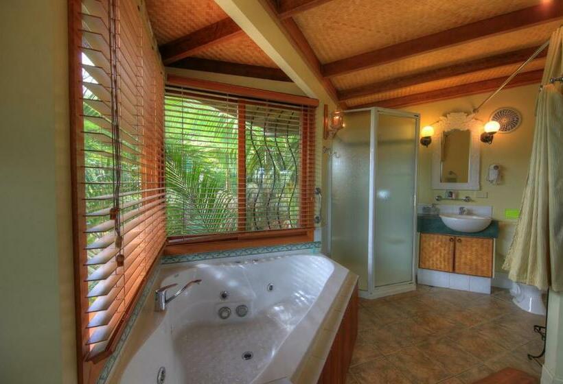בית, חדר שינה 1, Maleny Tropical Retreat