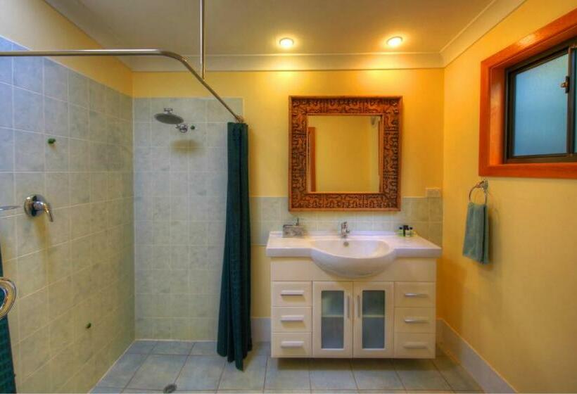 בית, חדר שינה 1, Maleny Tropical Retreat
