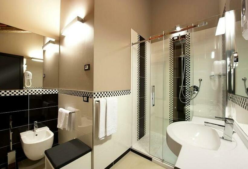 Полулюкс, Villa Solaris Hotel & Residence