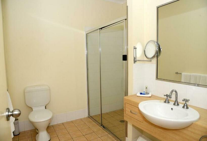 جناح تنفيذي مع بلكونة, Lismore Bounty Workers Club Motel