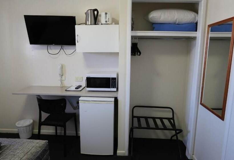 Семейный Номер, Charleville Waltzing Matilda Motor Inn