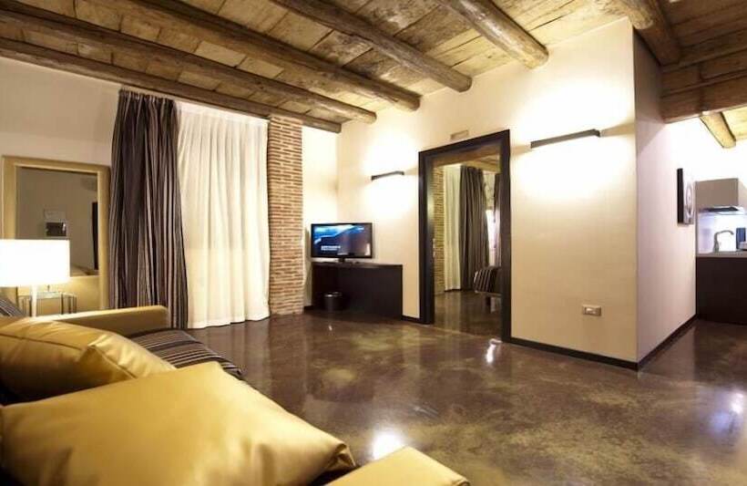 Апартаменты 1 Спальня, Villa Solaris Hotel & Residence