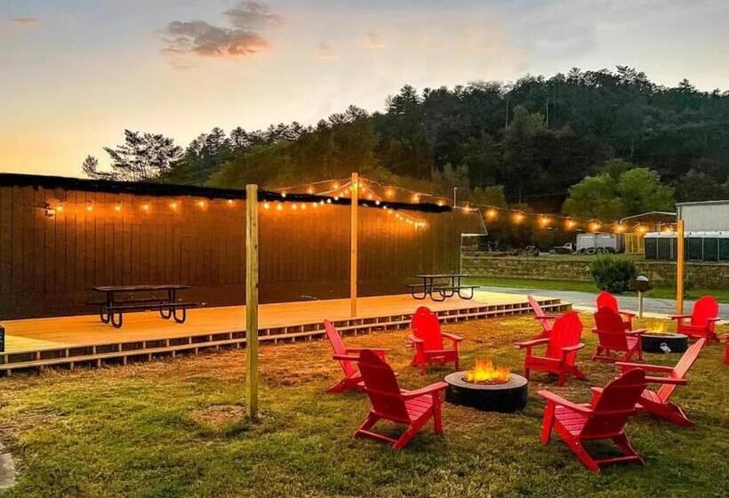 Escritório Estándar, Wildflower Room At The Trailblazer Unit 12