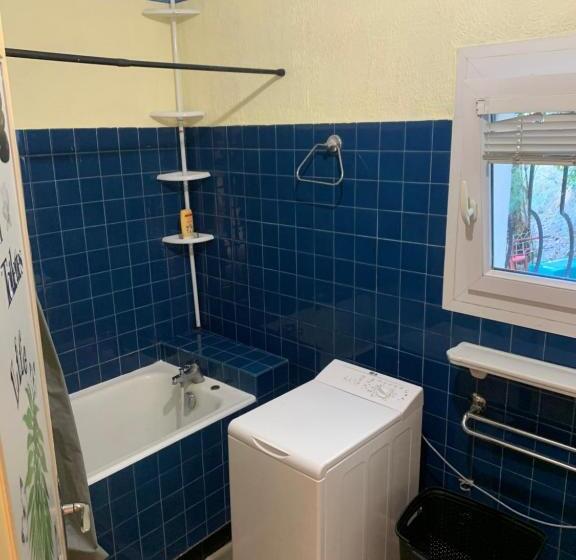 Номер Стандарт, Chambre Privée Dans Maison D Hotes 10 Minutes à Pied Gare & Centre