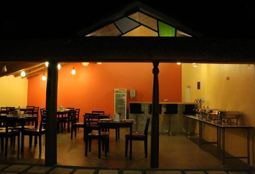 اتاق لوکس, Picturesque Luxury Hotel Close To Beach