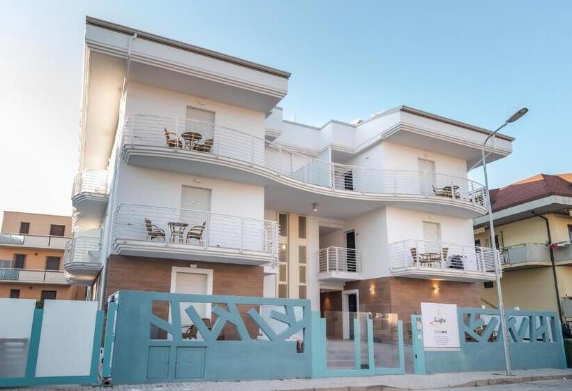 Апартаменты 1 Спальня с Балконом, Residence Twigha