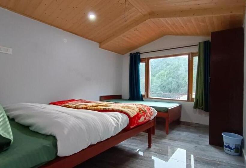 스탠다드 트리플 룸, Shiv Shakti Homestay   Near Isbt, Bypass Mc Parking, Hpu, And Advance Study
