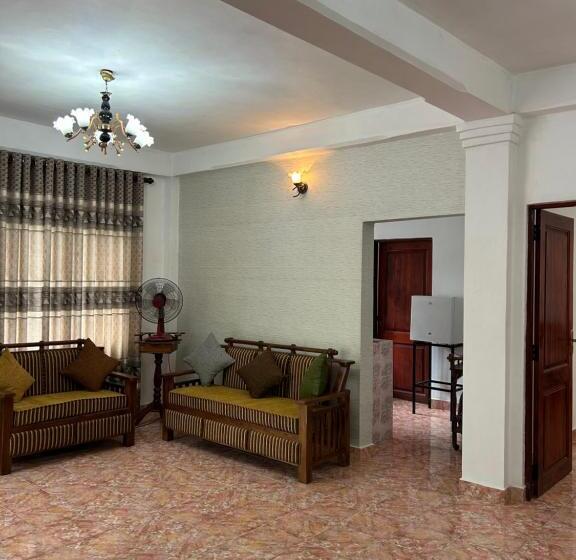 Quarto Triplo Deluxe, Serenity Valley Condos