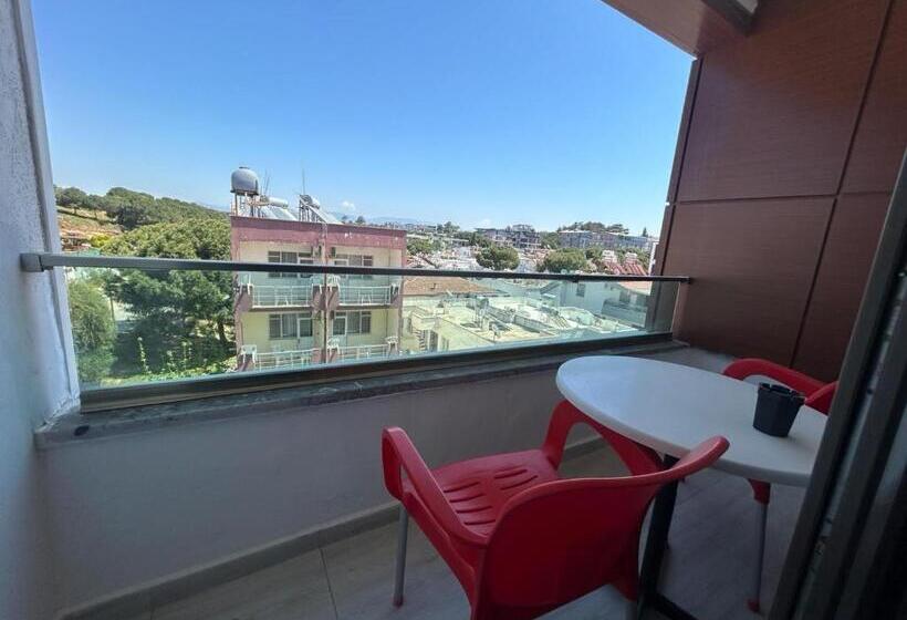 Номер Стандарт с Балконом, Yıldırım Otel