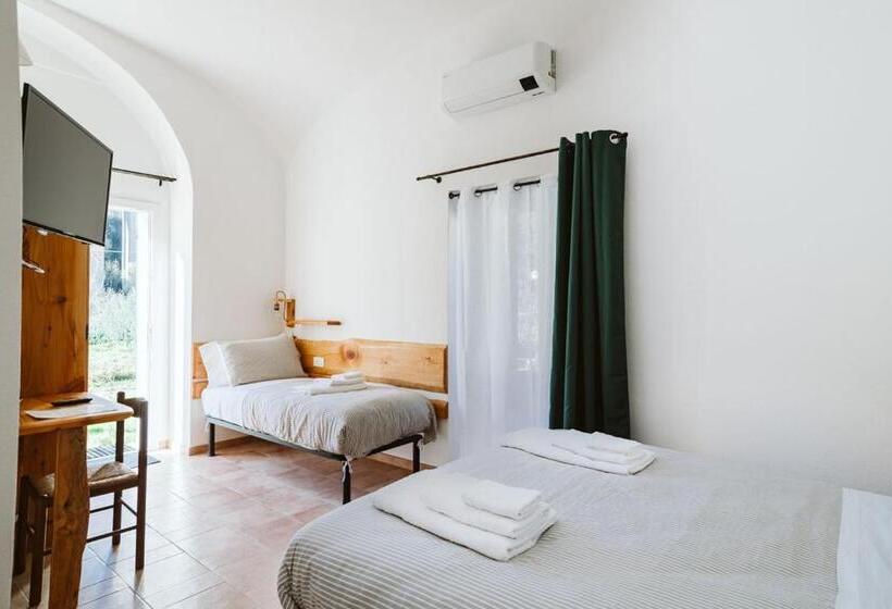 اتاق استاندارد سه نفره, Agriturismo Il Canto Delle Rane