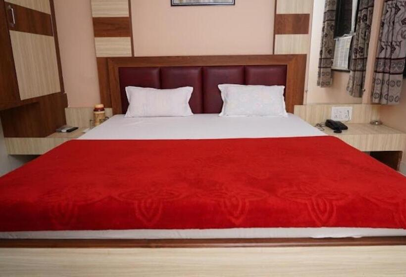디럭스 룸, Shubh Shree Bilaspur