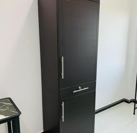 Номер Deluxe, Sss