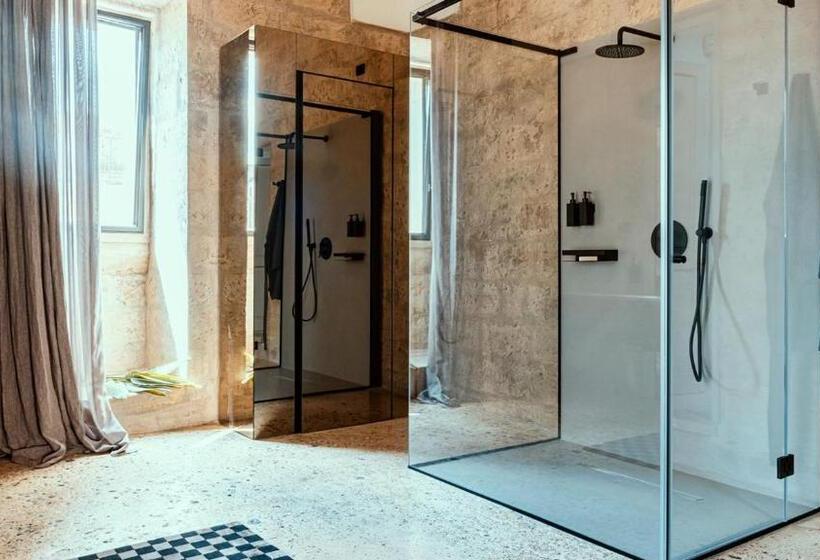 标准间带漩涡浴缸, Ricci Rooms   Terrace Deluxe Suite Con Idromassaggio, By Salentoaffitti