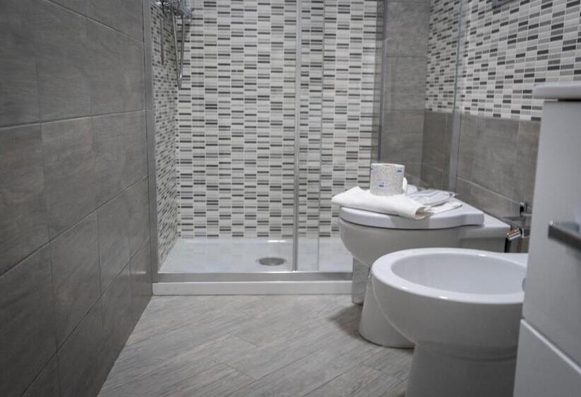 اتاق لوکس, Tenuta Pietravera