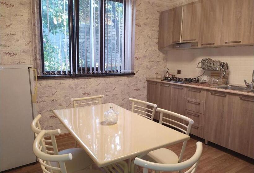 اتاق استاندارد, Ganja Guest House