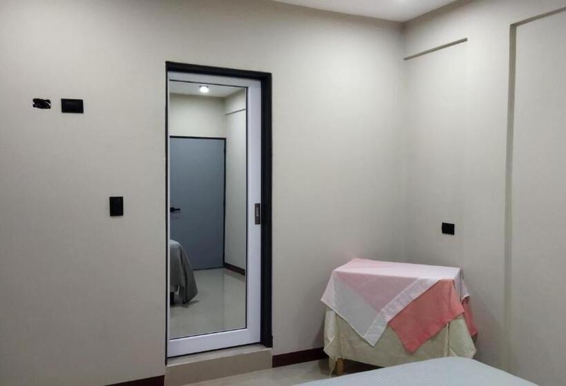 اتاق استاندارد با چشم‌انداز دریاچه, Casa Lolita S