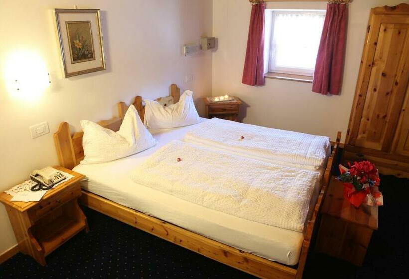스탠다드 룸, Albergo Due Spade