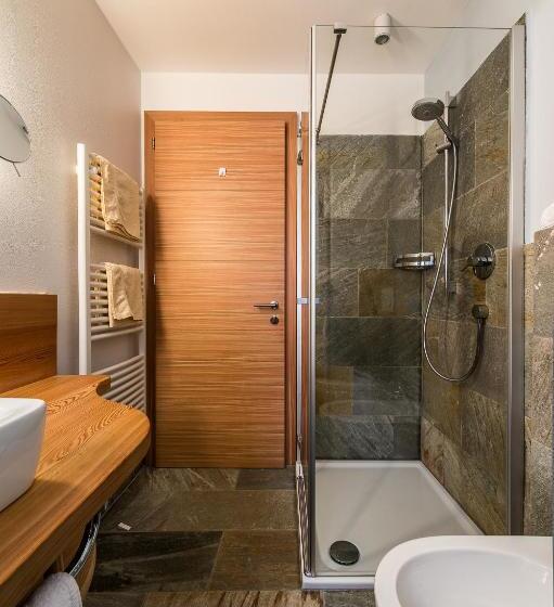 آپارتمان 1 خوابه با بالکن, Pension Haus Tirol