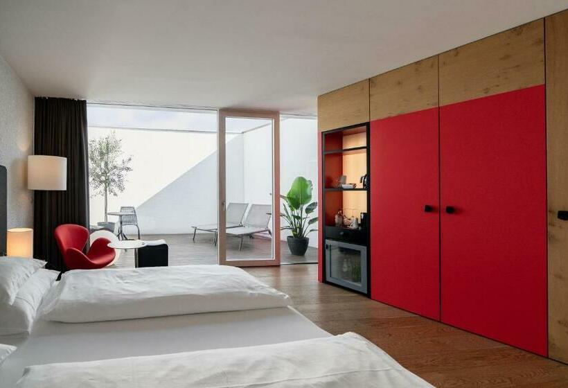 סוויטת ג'וניור עם טרסה, Soley Suites   Adults Only