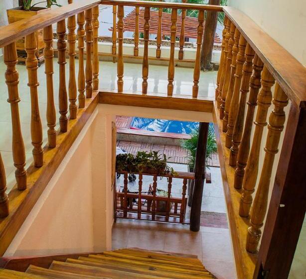 스탠다드 트리플 룸, Room In Guest Room   Hb7 Quadruple Room With Shared Bathroom