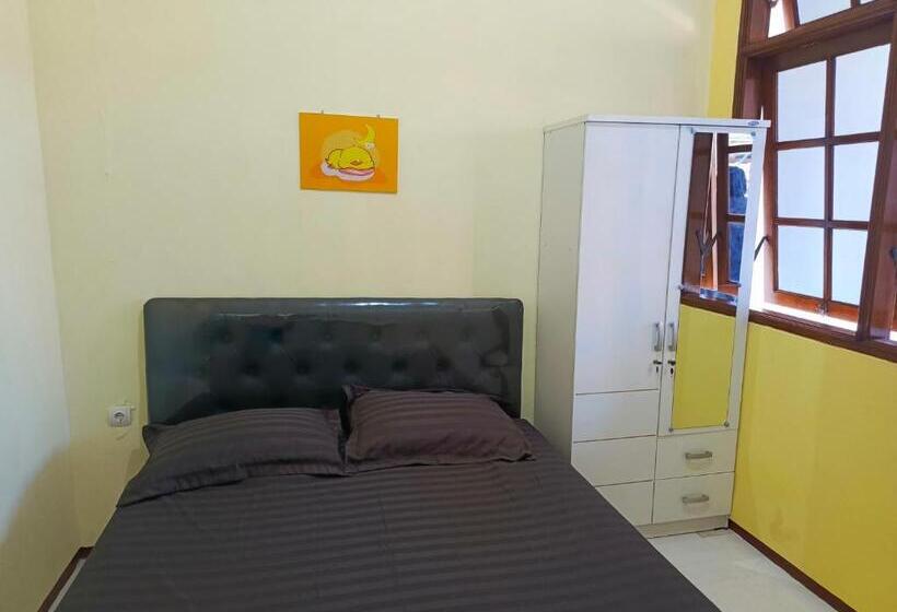 Стандартный Номер Кровать Кинг, Bebek Kuning Residence